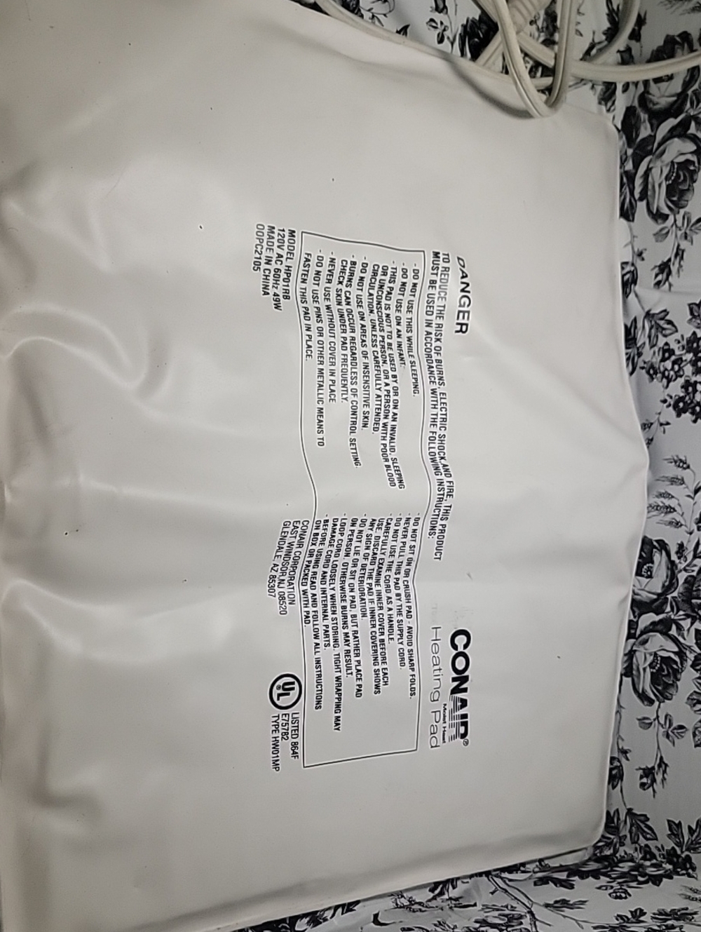 Conair Heating Pad - White